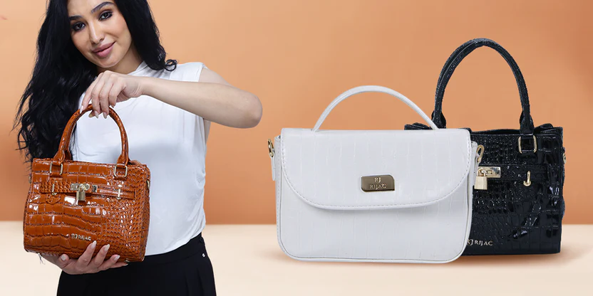 Quilted Shoulder Bags Seen Everywhere in Luxury Street Style